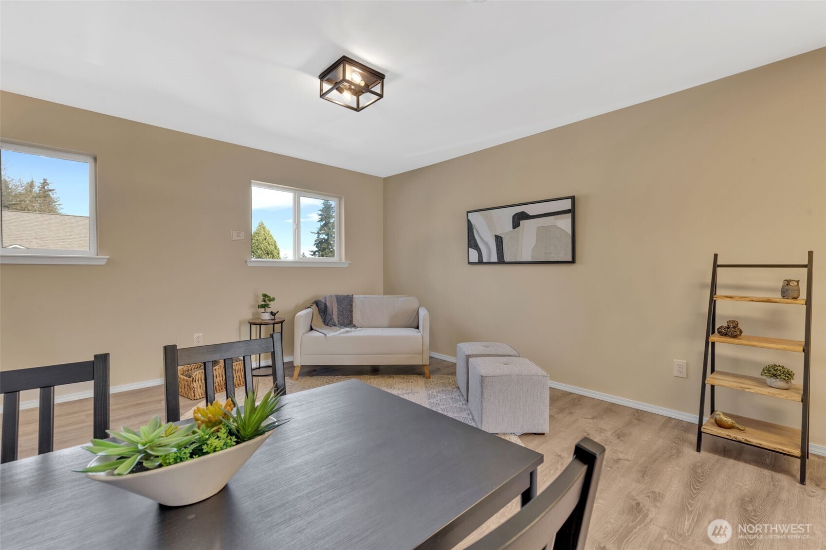 Seattle, Washington 98106, United States, 3 Bedrooms Bedrooms, ,2 BathroomsBathrooms,Residential,Active,96910