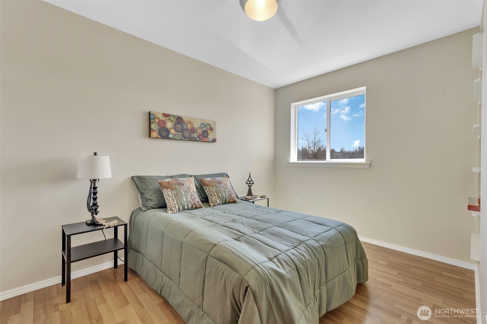 Seattle, Washington 98106, United States, 3 Bedrooms Bedrooms, ,2 BathroomsBathrooms,Residential,Active,96910