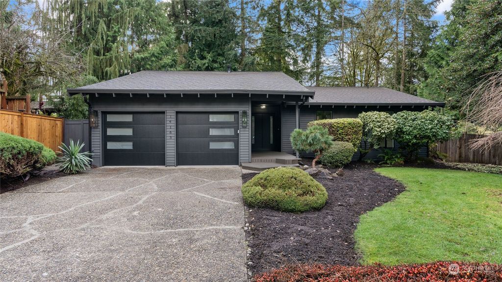 Photo of 14163 91st Court NE, Kirkland, WA 98034 (MLS # 2321150)