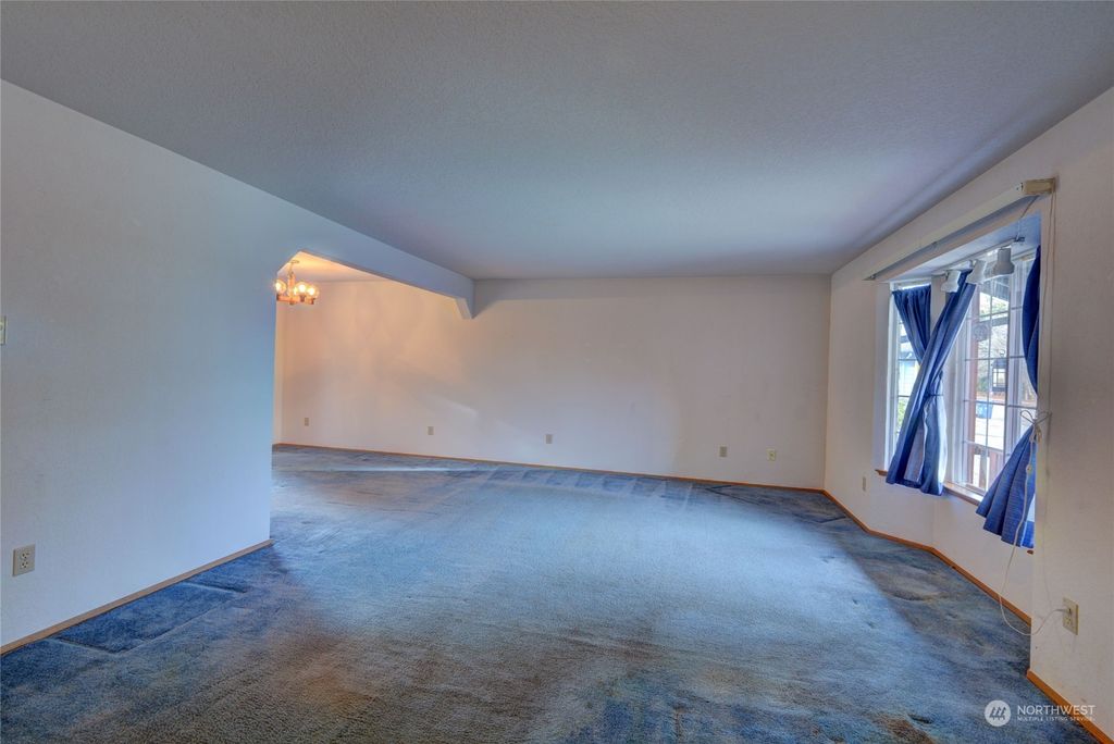 Photo of 6824 87th Avenue NE, Marysville, WA 98270 (MLS # 2022123)