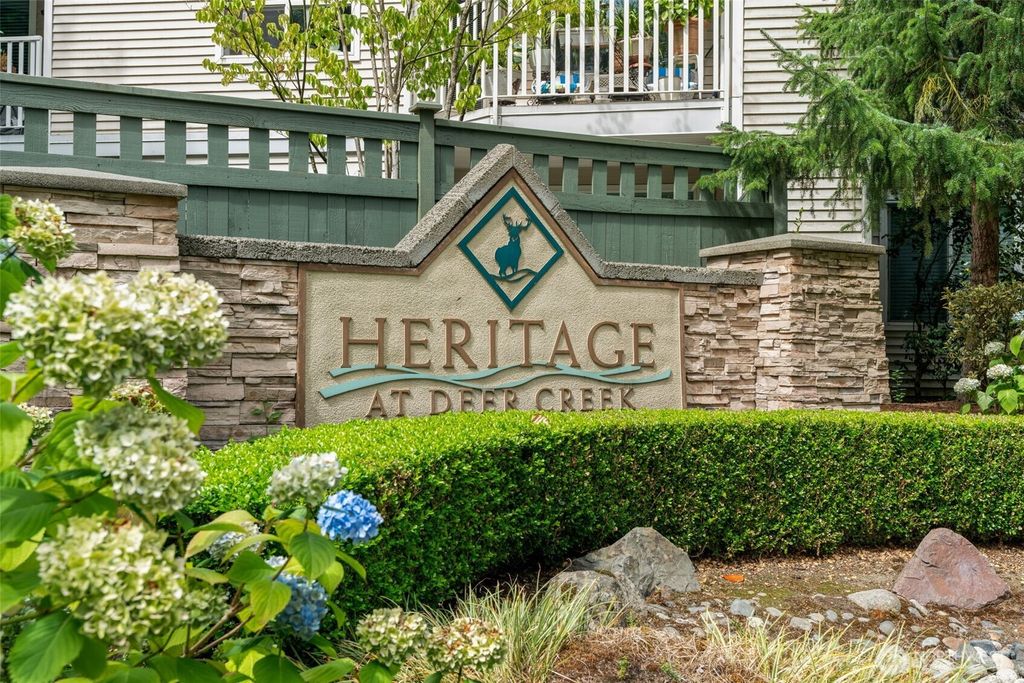 Photo of 12530 Admiralty Way #D102, Everett, WA 98204 (MLS # 2422406)