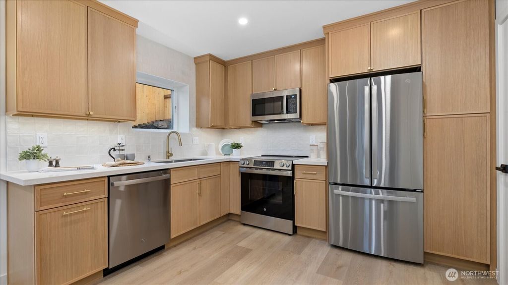 Photo of 3041 31st Avenue W, Seattle, WA 98199 (MLS # 2335280)