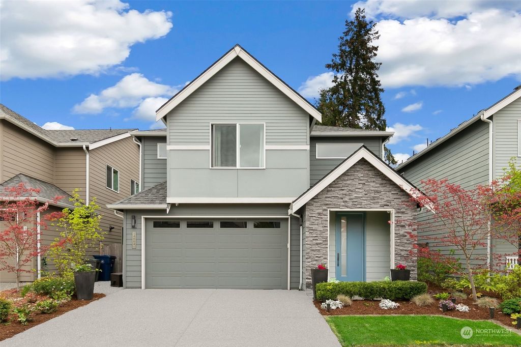 Photo of 14004 18th Place W, Lynnwood, WA 98087 (MLS # 2062405)