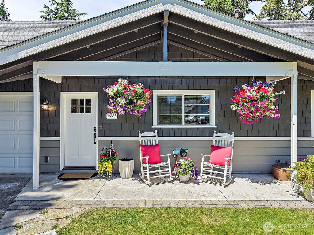 Photo of 16355 130th Avenue SE, Renton, WA 98508 (MLS # 2541431)