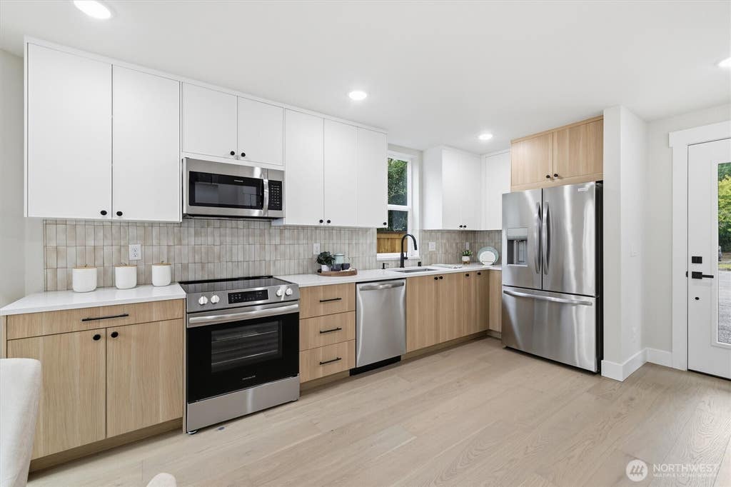 Photo of 1409 29th Avenue, Seattle, WA 98122 (MLS # 2534776)