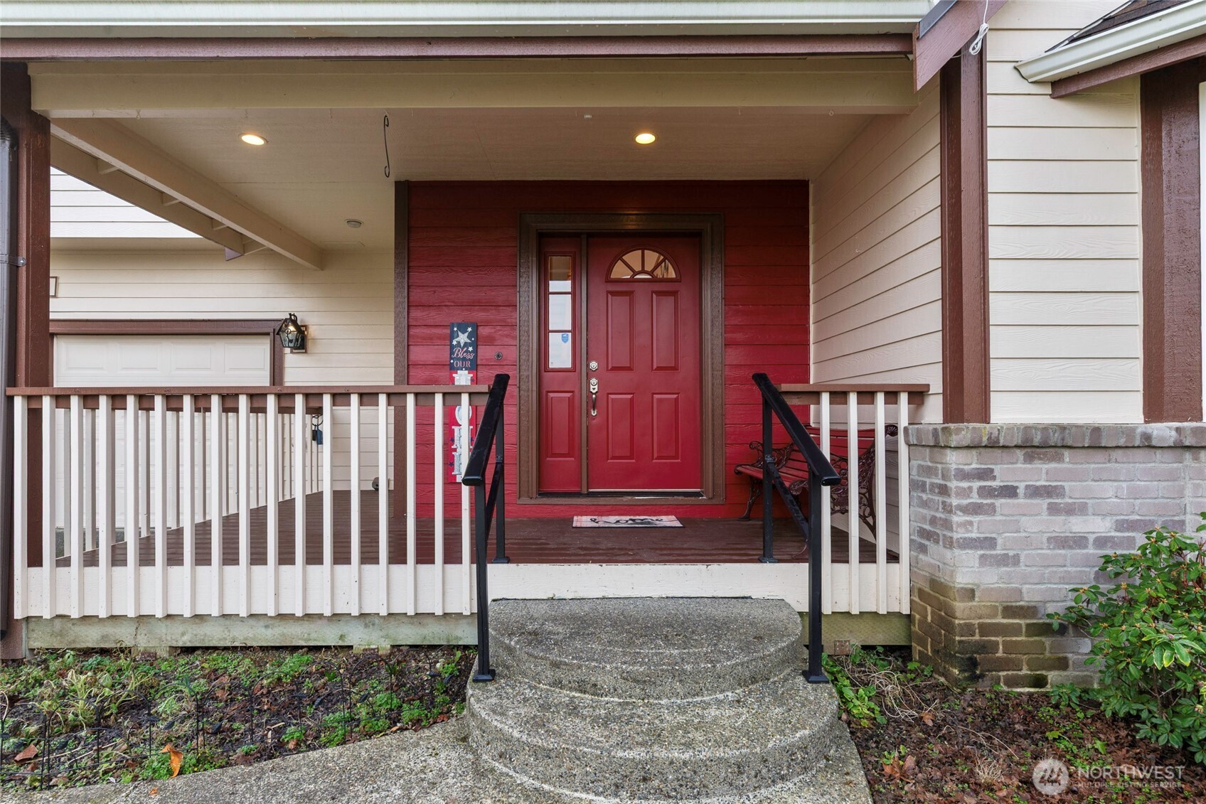 2915 Stirling Court SE