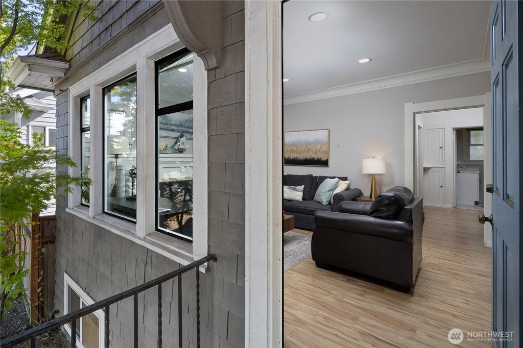 Photo of 4812 Aurora Avenue, Seattle, WA 98103 (MLS # 2579486)