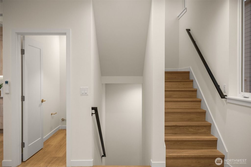 Photo of 3920 S Juneau Street, Seattle, WA 98118 (MLS # 2498054)