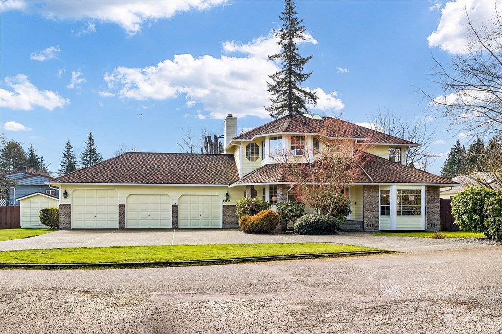 Photo of 26713 138th Place SE, Kent, WA 98042 (MLS # 2207224)