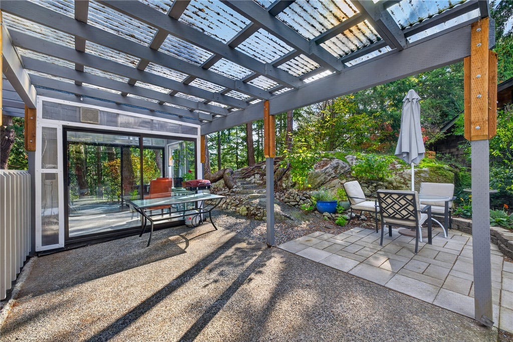 Photo of 611 Wanapum Drive, La Conner, WA 98257 (MLS # 2588318)