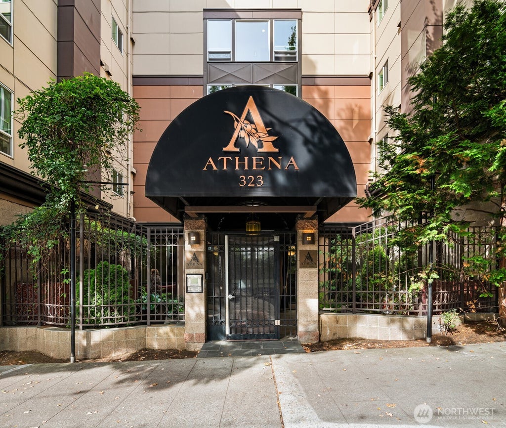 Photo of 323 Queen Anne Avenue N #202, Seattle, WA 98109 (MLS # 2578251)