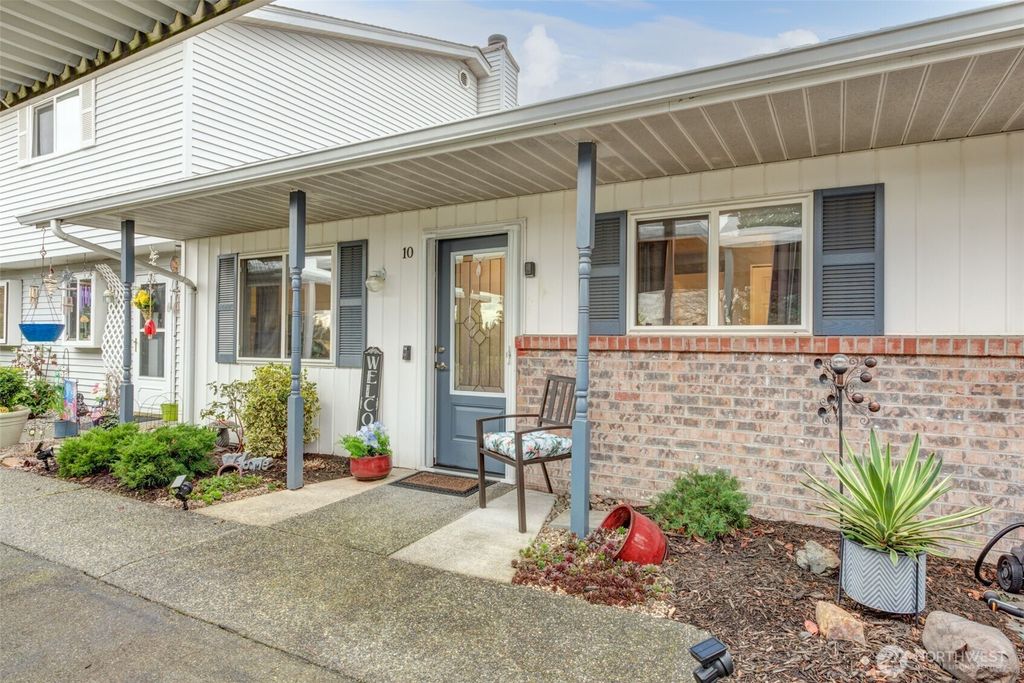 Photo of 4214 84th Street NE #10, Marysville, WA 98270 (MLS # 2348064)
