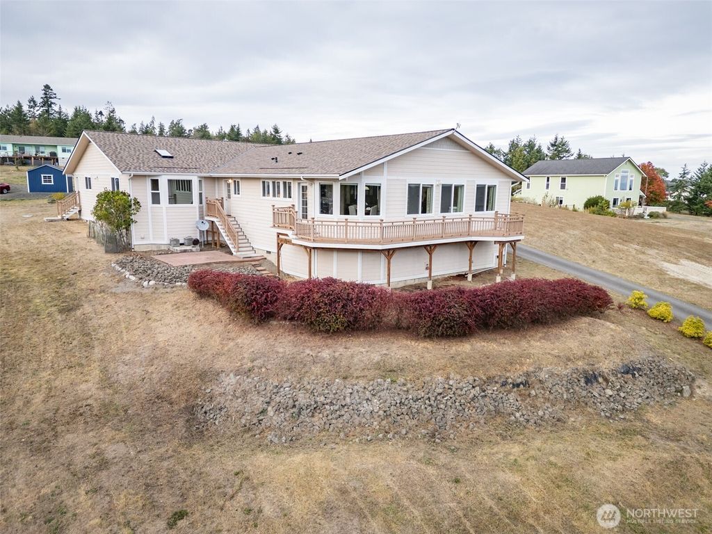 Photo of 382 Discovery View Drive, Sequim, WA 98382 (MLS # 2498565)