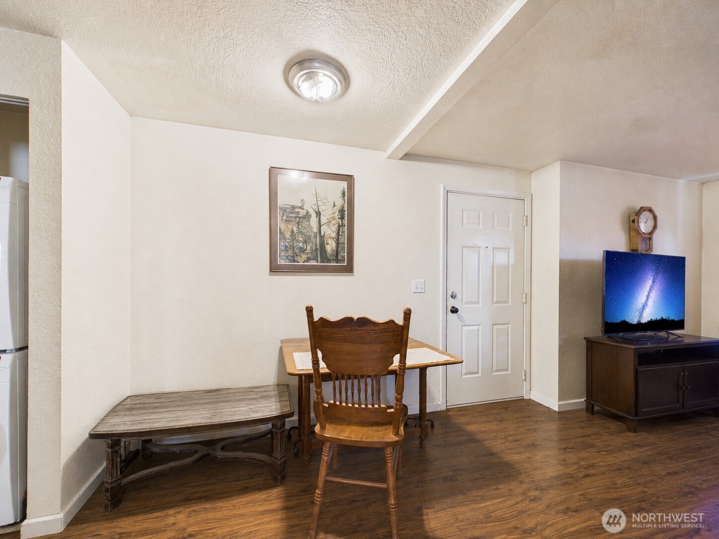 7611 Ridgewood Drive