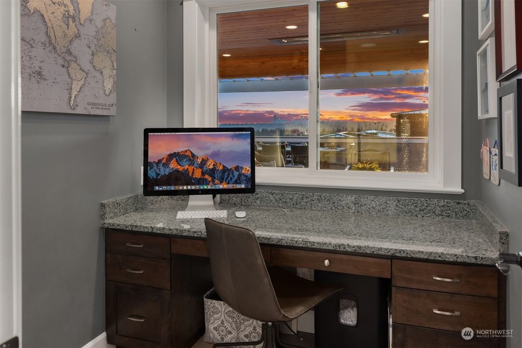 listing image 9364007687885626169