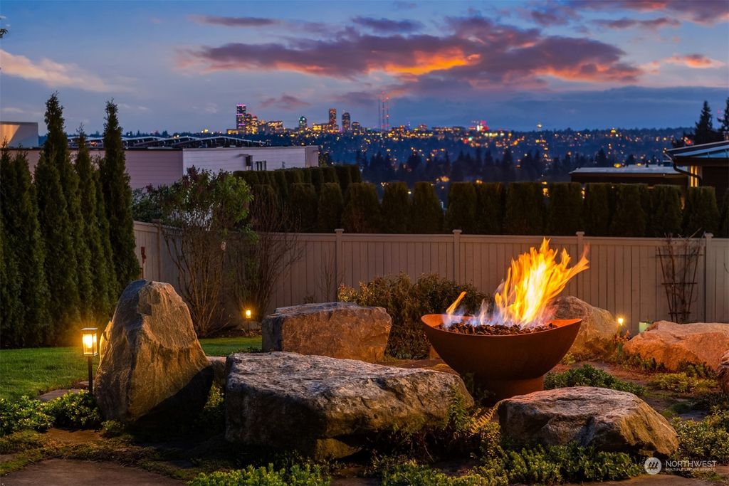 listing image 9369030815711306075