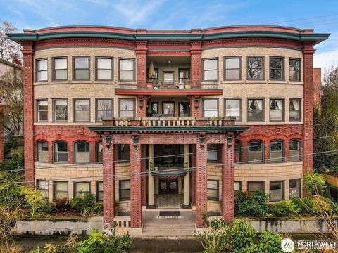 Photo of 626 13th Avenue E #O, Seattle, WA 98102 (MLS # 2498770)