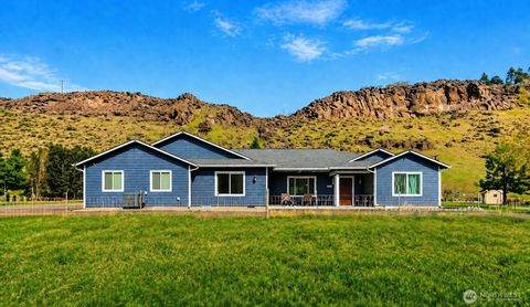 Photo of 6422 Cowiche Canyon Lane Ln, Yakima, WA 98908 (MLS # 2475243)