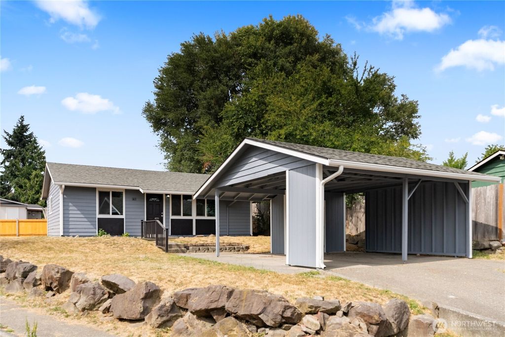 Photo of 8703 12th Street NE, Lake Stevens, WA 98258 (MLS # 2418328)