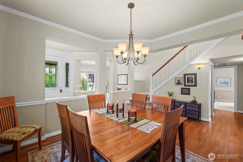 Photo of 4818 NE 1st Street, Renton, WA 98059 (MLS # 2574742)