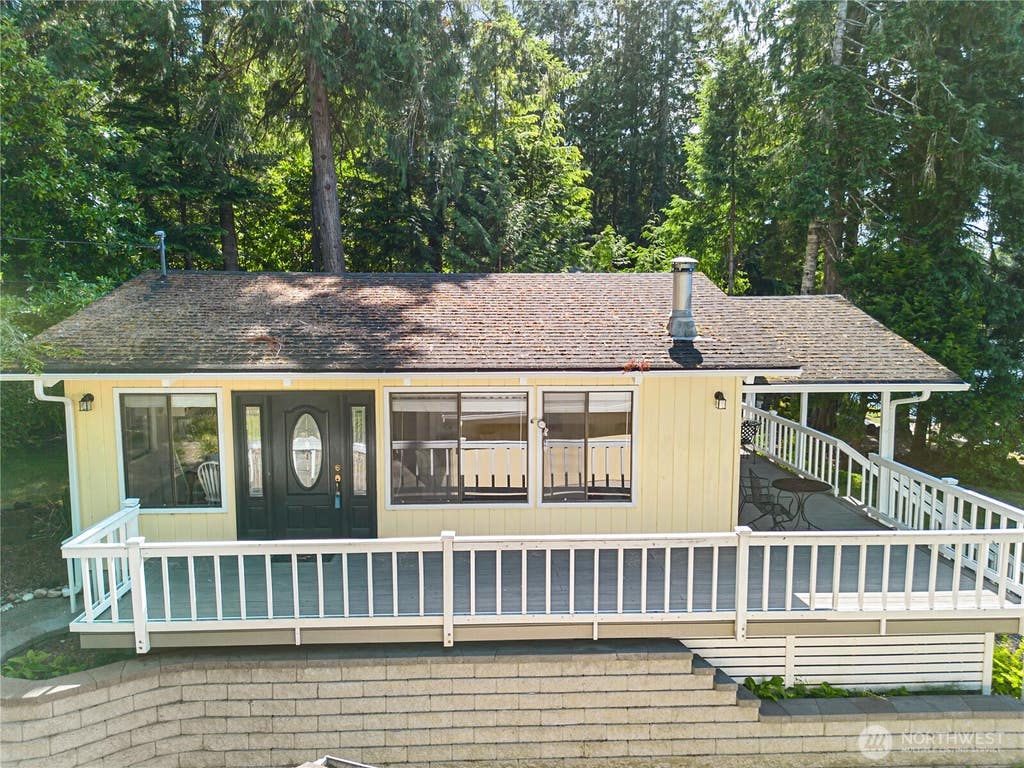 Photo of 71 E Case Place W, Shelton, WA 98584 (MLS # 2543674)