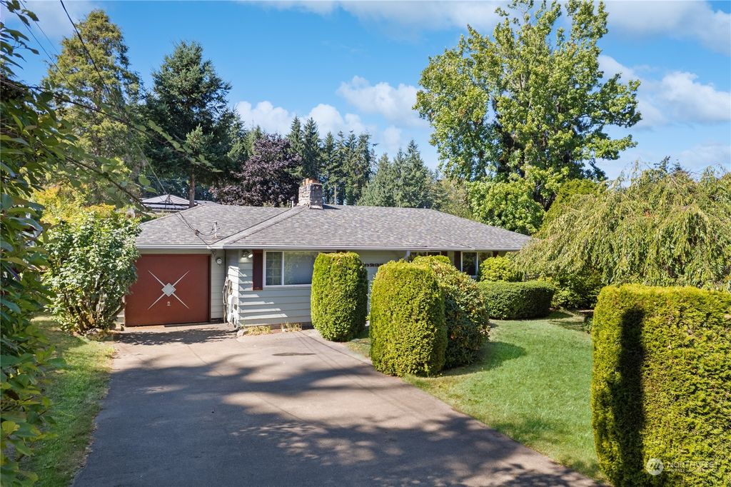 Photo of 20235 Densmore Avenue N, Shoreline, WA 98133 (MLS # 2162968)