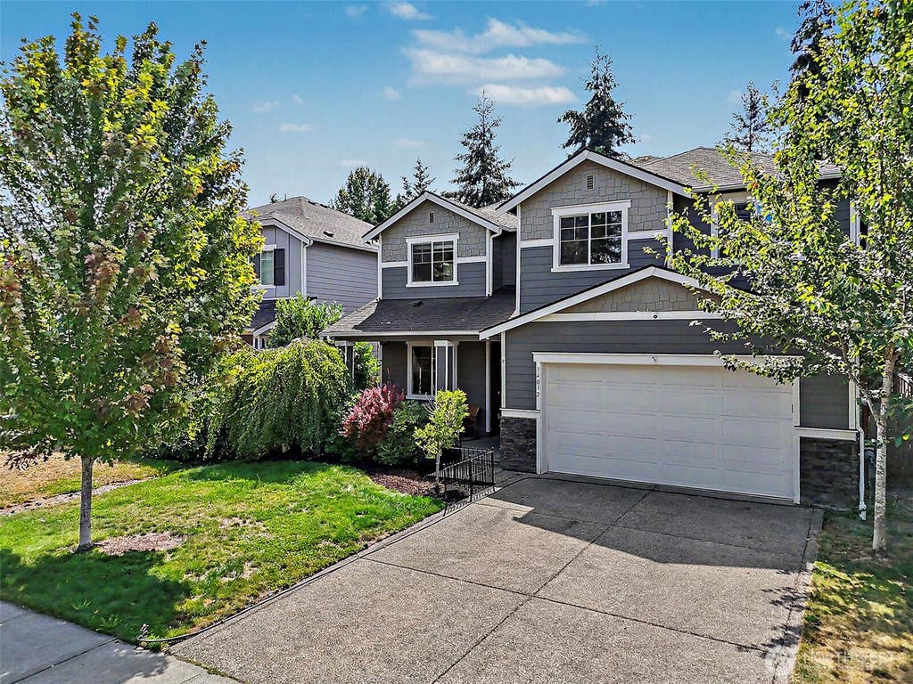 Photo of 14012 63rd Avenue Ct E, Puyallup, WA 98373 (MLS # 2567588)