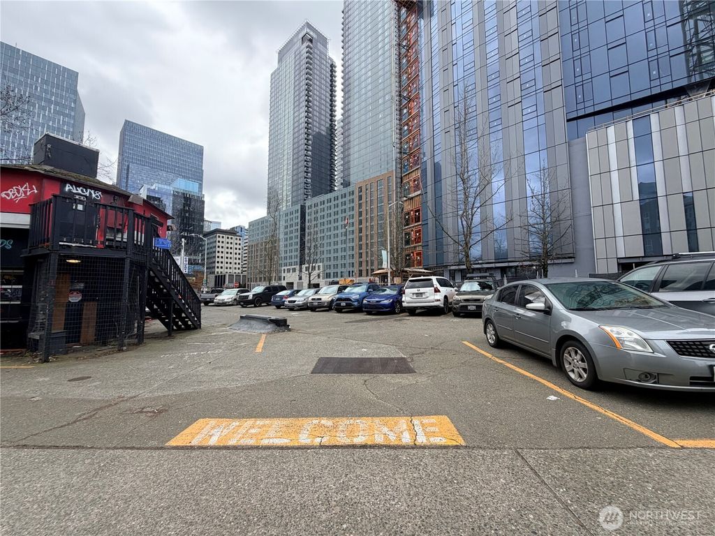 Photo of 2404 7th Avenue, Seattle, WA 98121 (MLS # 2491749)