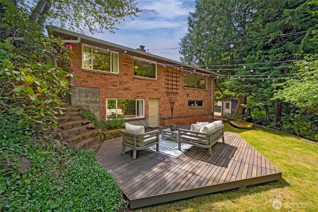Photo of 10801 12th Avenue NE, Seattle, WA 98125 (MLS # 2506847)