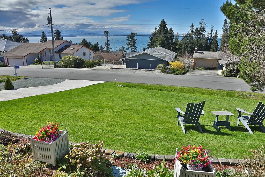 Photo of 1767 Fircrest Avenue, Coupeville, WA 98239 (MLS # 2493123)