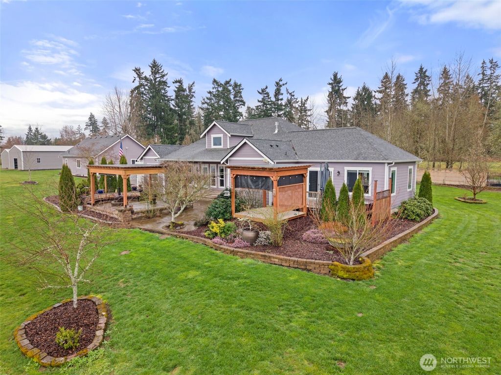 Photo of 14532 130th Lane SE, Yelm, WA 98597 (MLS # 2494979)