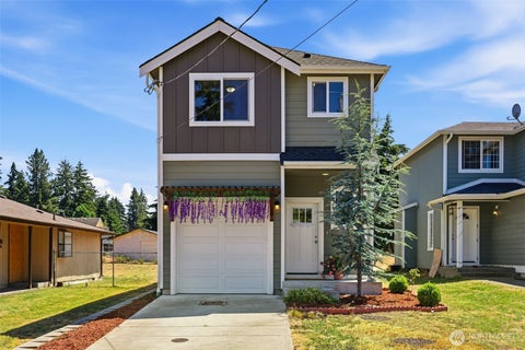 Photo of 412 170th Street S, Spanaway, WA 98387 (MLS # 2553643)