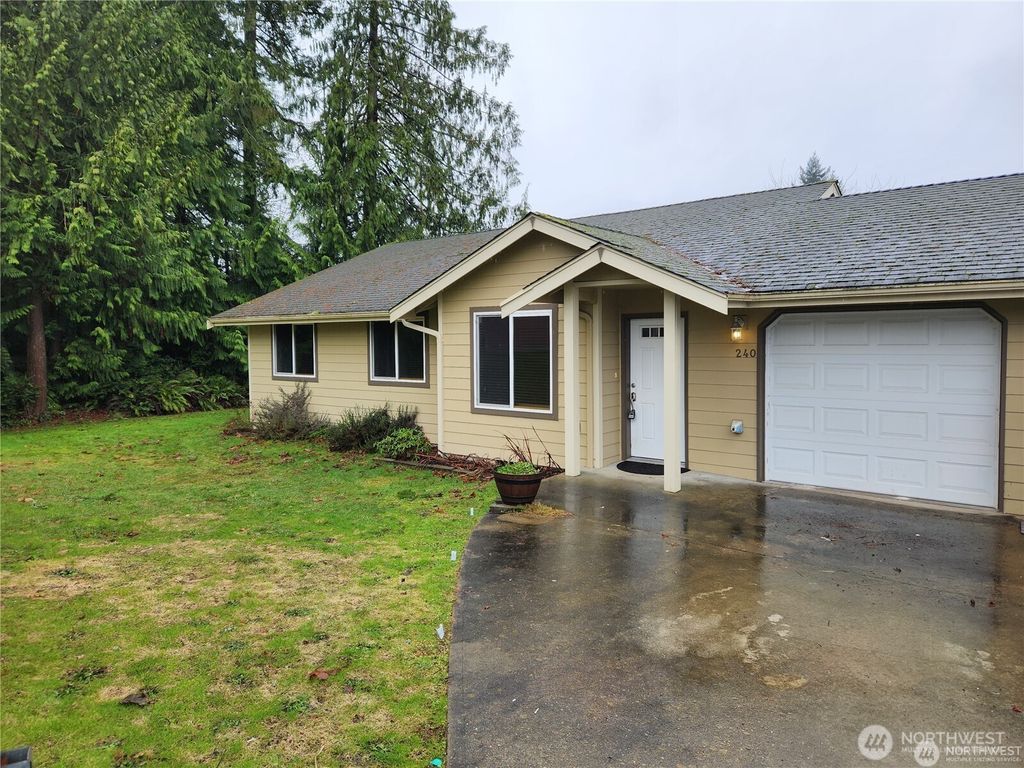 Photo of 240 Poplar Street, Port Orchard, WA 98366 (MLS # 2496207)