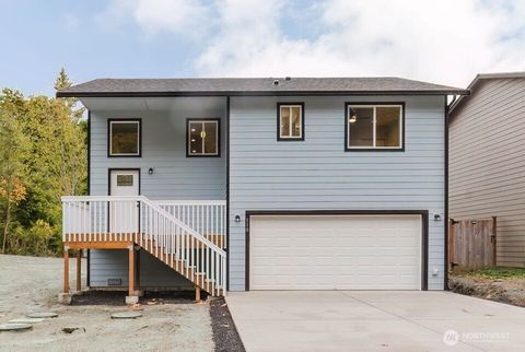 110 E Ellinor Peak Place Belfair WA 98528