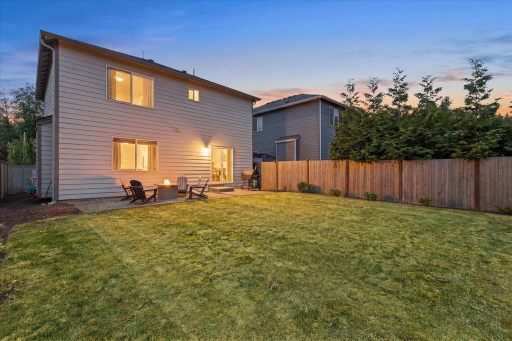 Photo of 12827 173rd Drive SE, Snohomish, WA 98290 (MLS # 2595980)