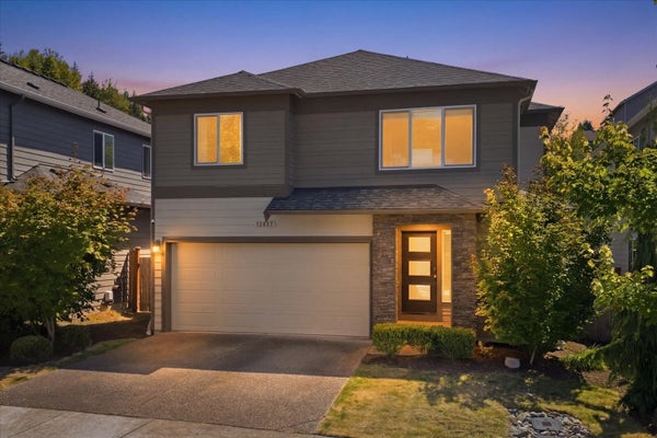 12827 173RD DR SE, SNOHOMISH, WA 98290 - Image cfd030bc7b36dab938bc8d4a908d3d71/3288320768