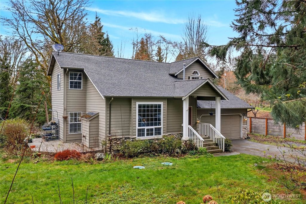 Photo of 6013 98th Street NW, Marysville, WA 98271 (MLS # 2493700)