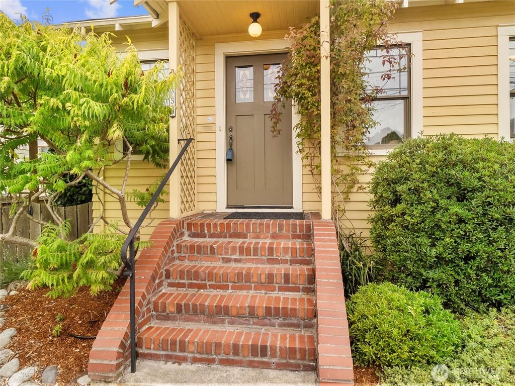 Photo of 8333 17th Avenue NW, Seattle, WA 98117 (MLS # 2407461)