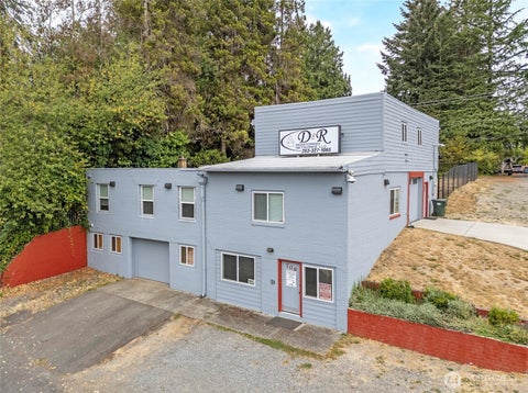 Photo of 709 106th Street S, Tacoma, WA 98444 (MLS # 2575033)