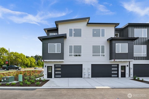 Photo of 219 Prince Avenue #104, Bellingham, WA 98226 (MLS # 2557361)