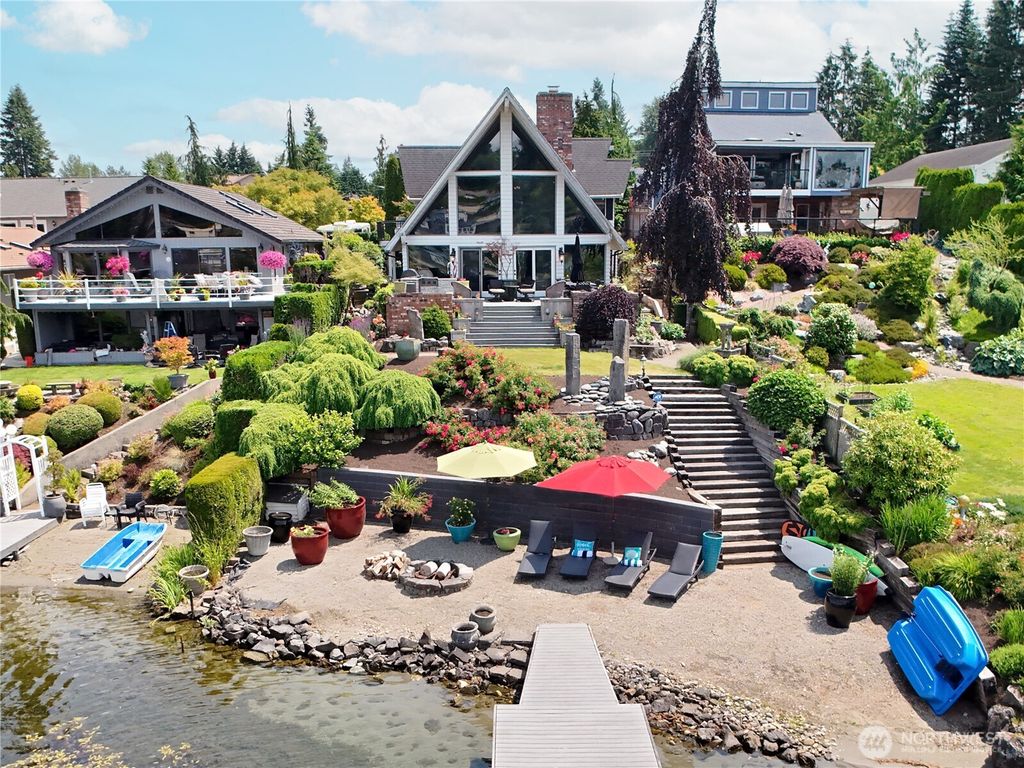 Photo of 1504 E Lakeshore Drive, Lake Stevens, WA 98258 (MLS # 2393925)