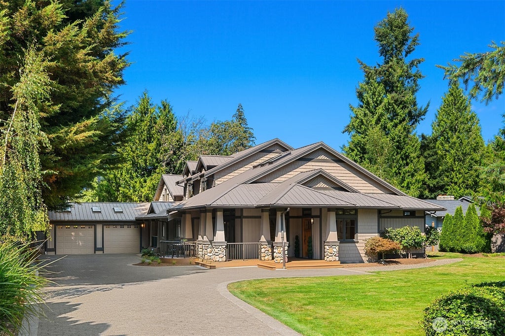 Photo of 13330 NE 80th Street, Redmond, WA 98052 (MLS # 2590139)