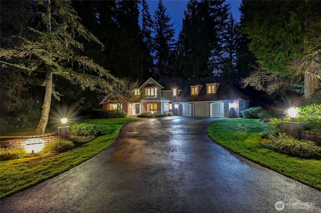 Photo of 21815 NE 104th Place, Redmond, WA 98053 (MLS # 2347483)