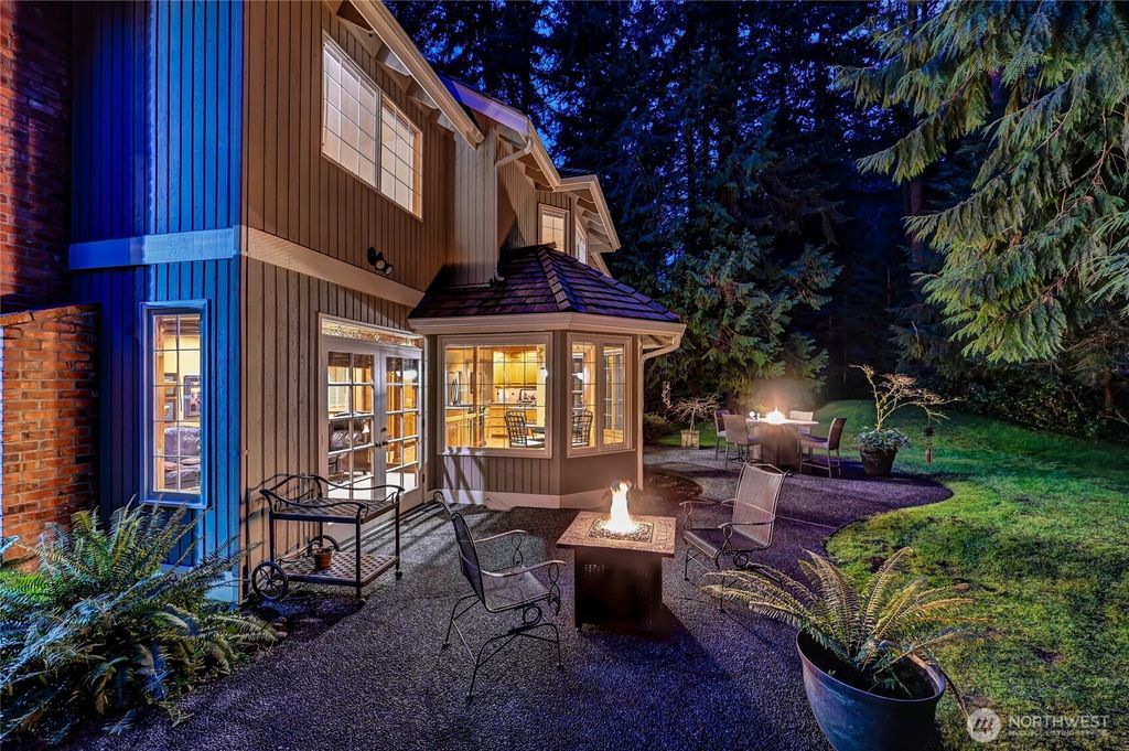 Photo of 21815 NE 104th Place, Redmond, WA 98053 (MLS # 2347483)