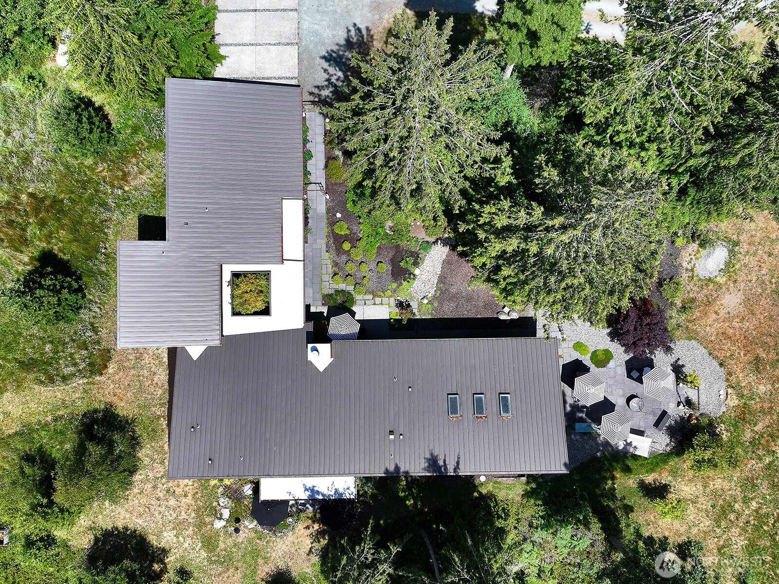 2618 Parkwood Drive