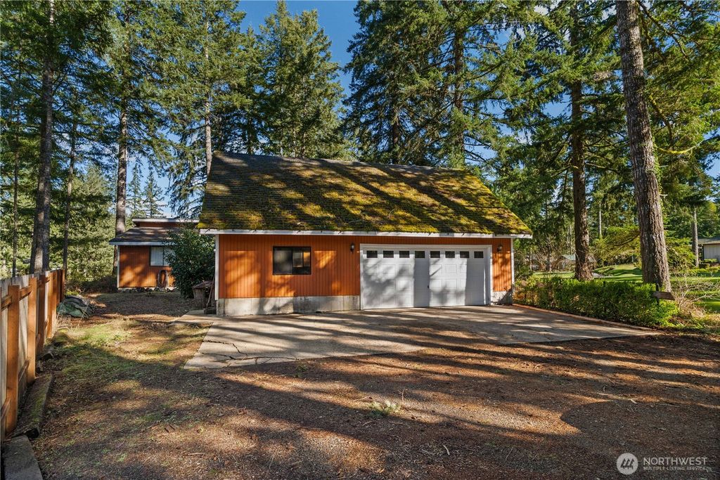 Photo of 1031 E Manzanita Drive, Union, WA 98592 (MLS # 2485962)