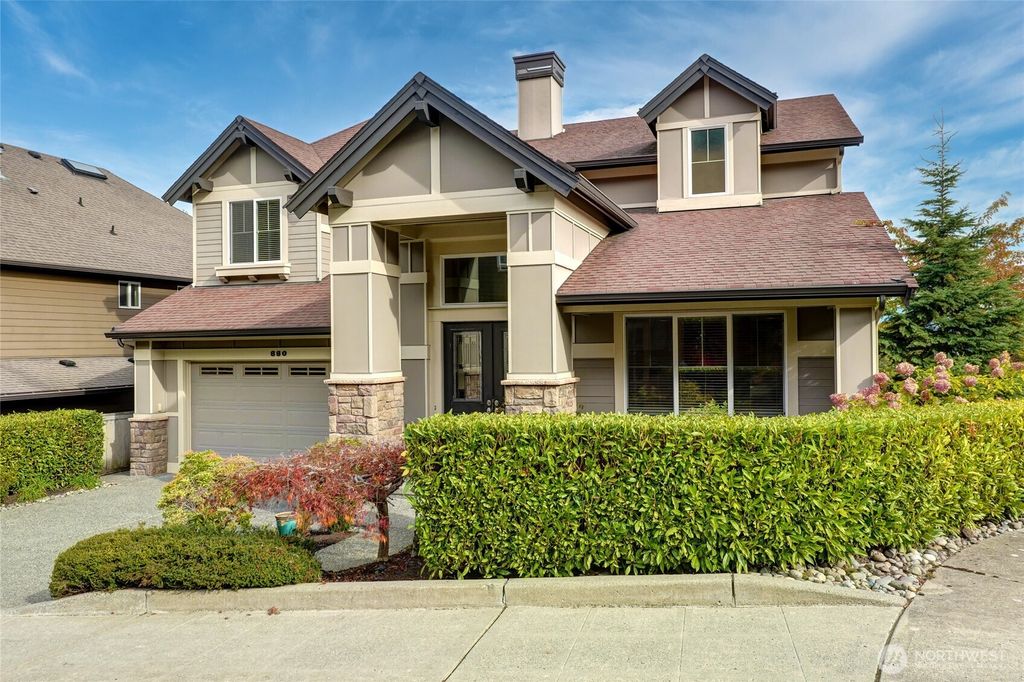 Photo of 880 Lingering Pine Lane NW, Issaquah, WA 98027 (MLS # 2446775)