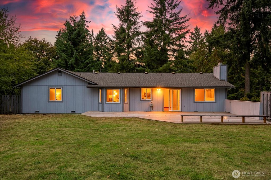 Photo of 15809 SE 322nd Street, Auburn, WA 98092 (MLS # 2438160)