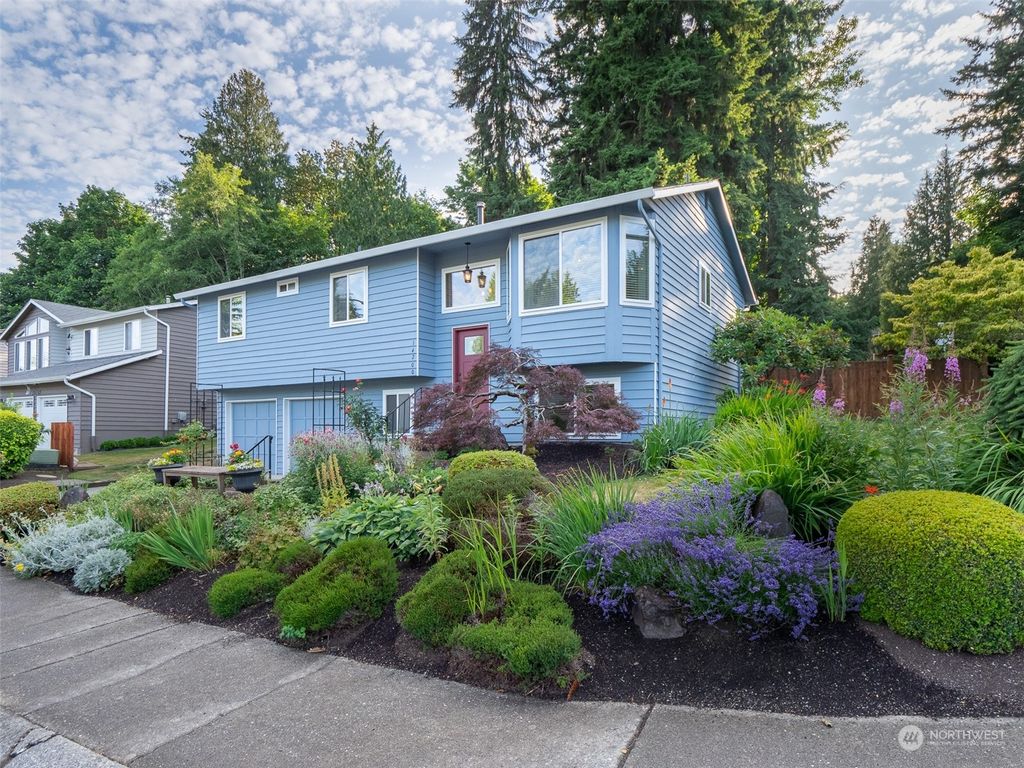 Photo of 14200 60th Avenue SE, Everett, WA 98208 (MLS # 2138000)
