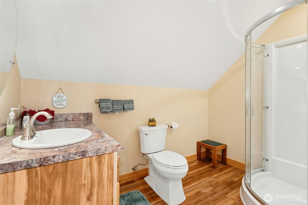 listing image 9369171720826045820